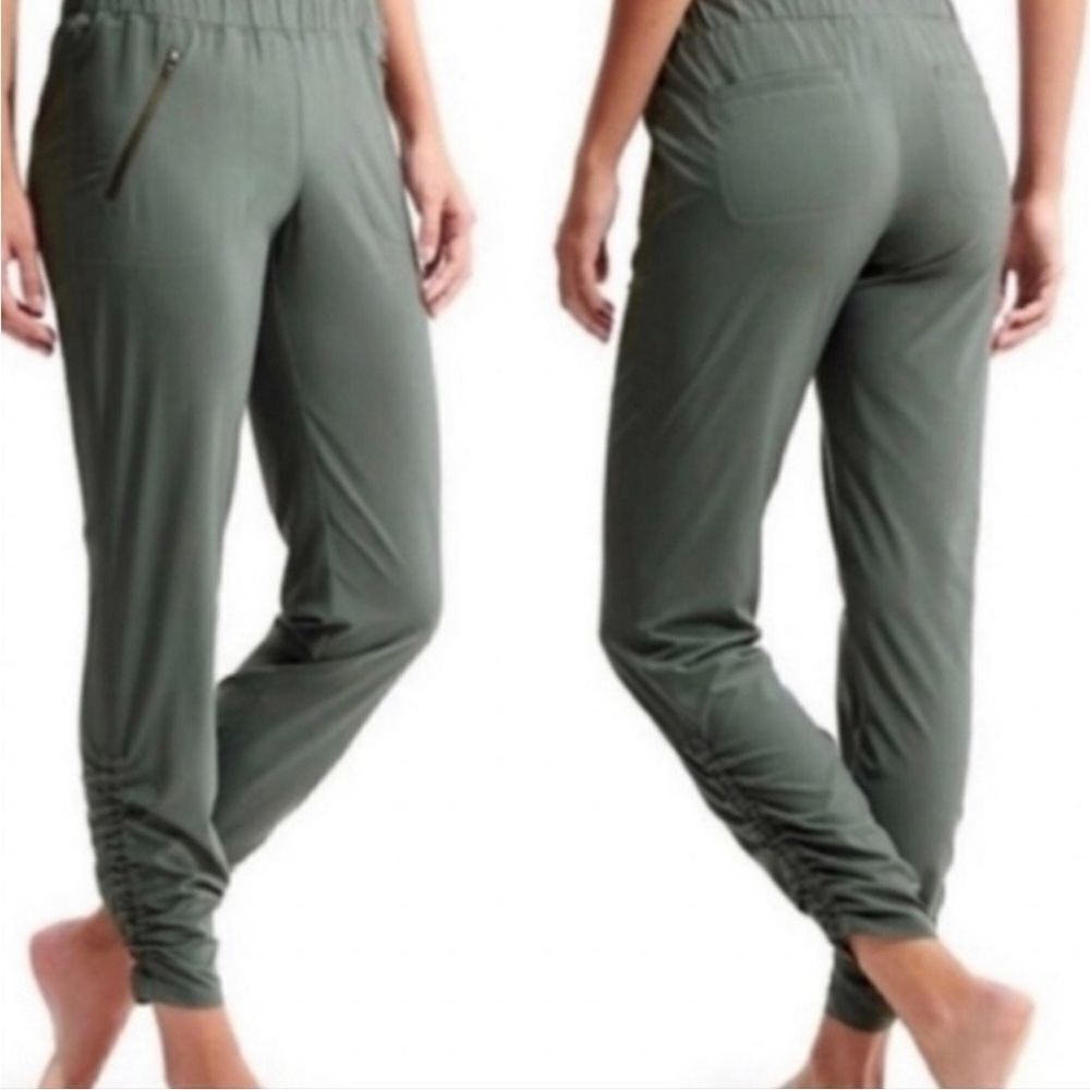 Athleta Aspire Ankle Pants Jasper Green Women’s Sz 12